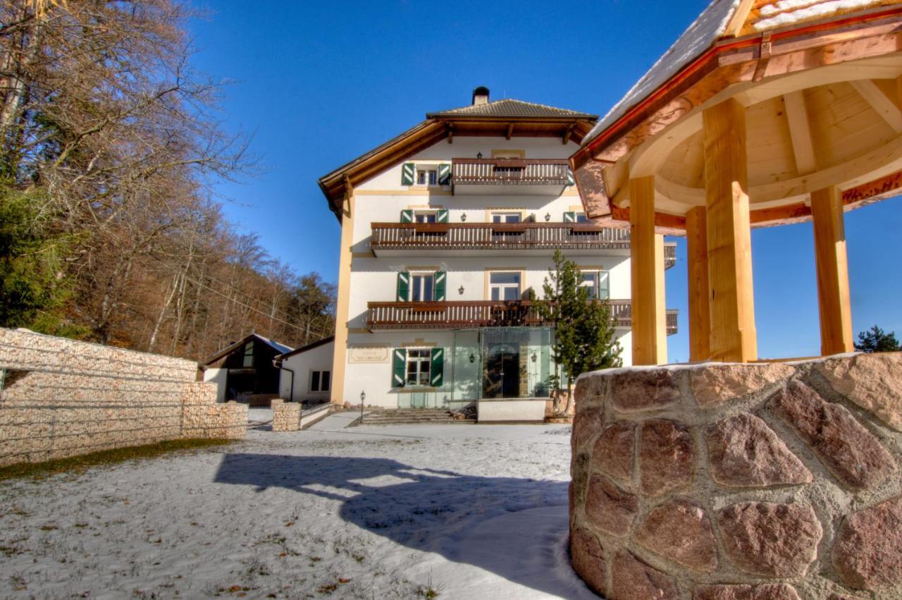 Apartments Waldquell Collalbo Pokoj fotografie
